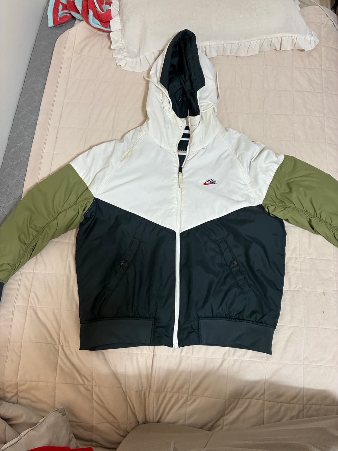 나이키 리버시볼 바람 막이 상품이미지1