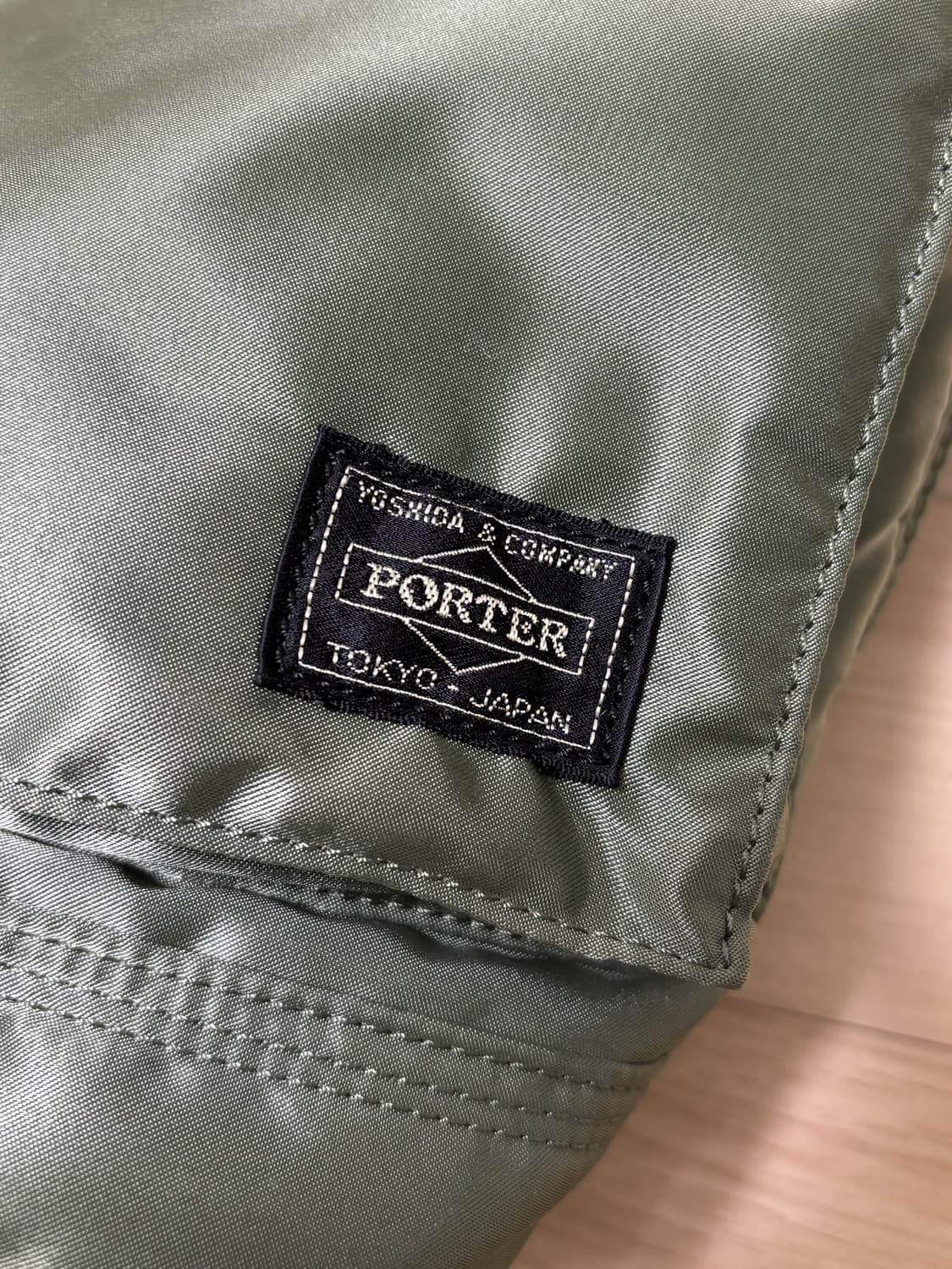 풀박 요시다포터 탱커 럭색 백팩 세이지그린 +뱃지 상품이미지3