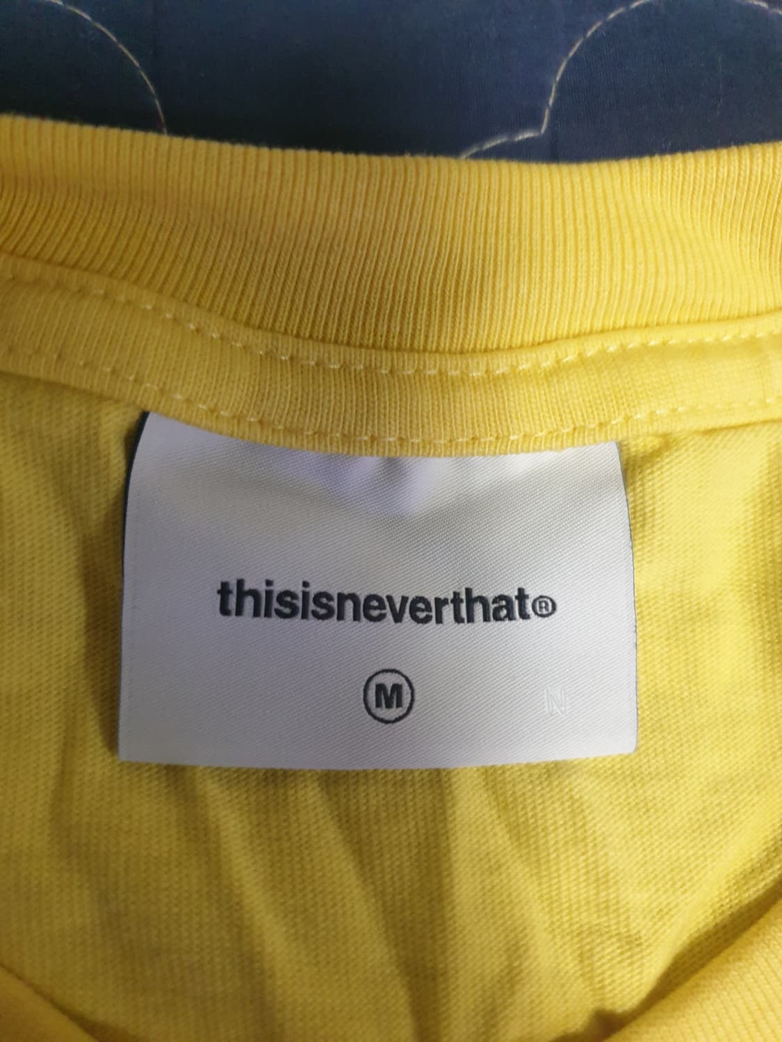디스이즈네버댓 레터링로고 코튼 반팔티 레몬 (M) 상품이미지3