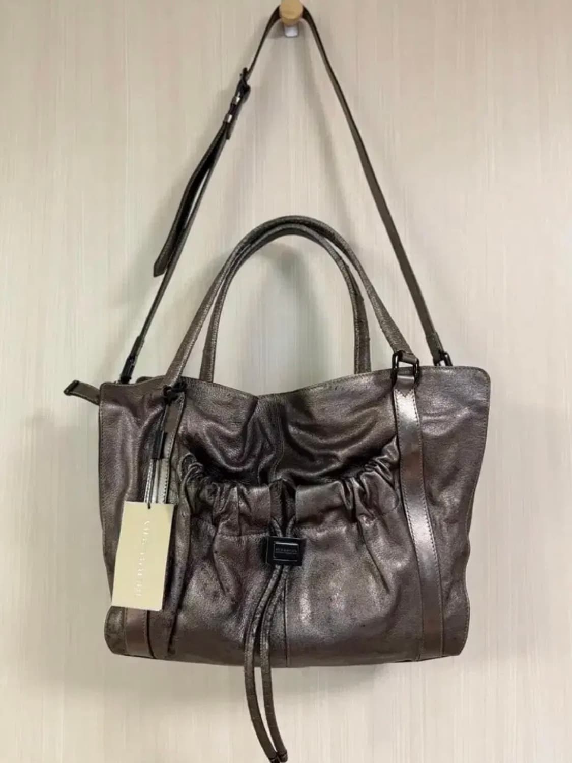 버버리 빅백 상품이미지2