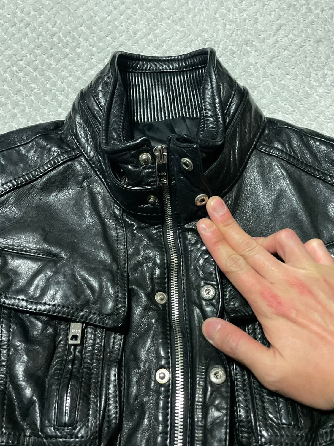 SIEG 웨스턴 무드 램스킨 양가죽 절개 레더 자켓 상품이미지6