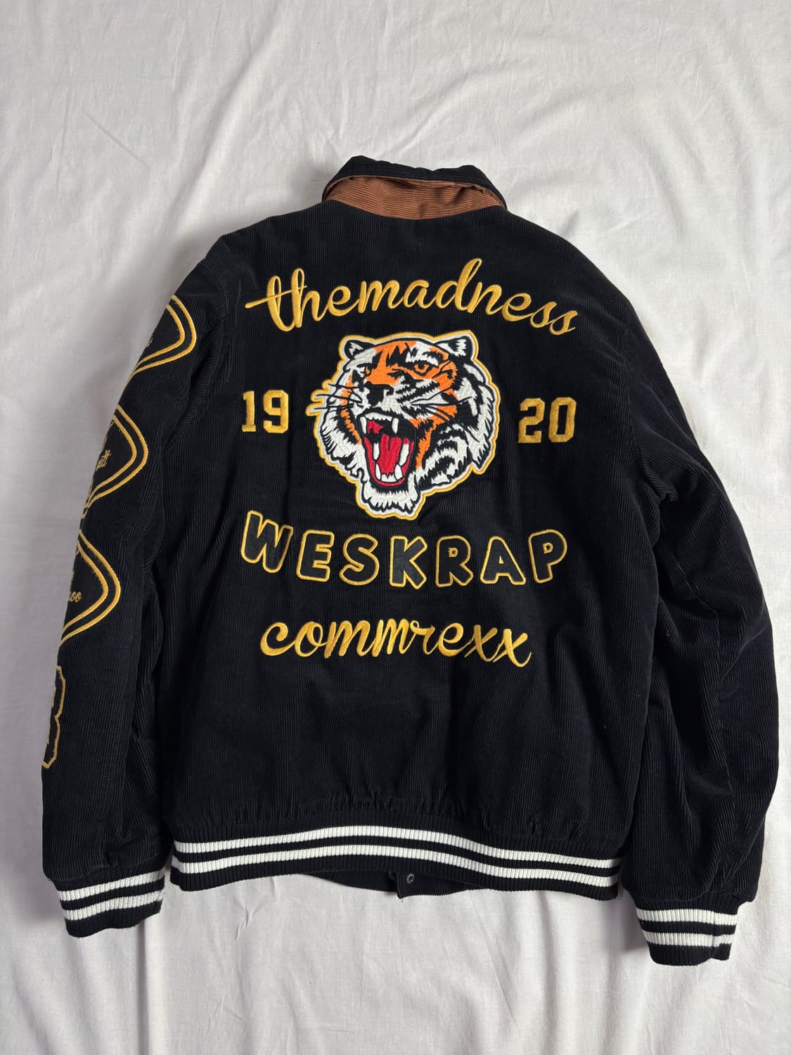 THE MADNESS 더 매드니스 리뉴얼 스타디움 자켓 XL 상품이미지2