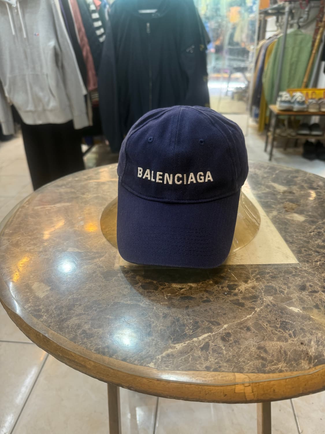 59 정품 발렌시아가 볼캡 팝니다 상품이미지1