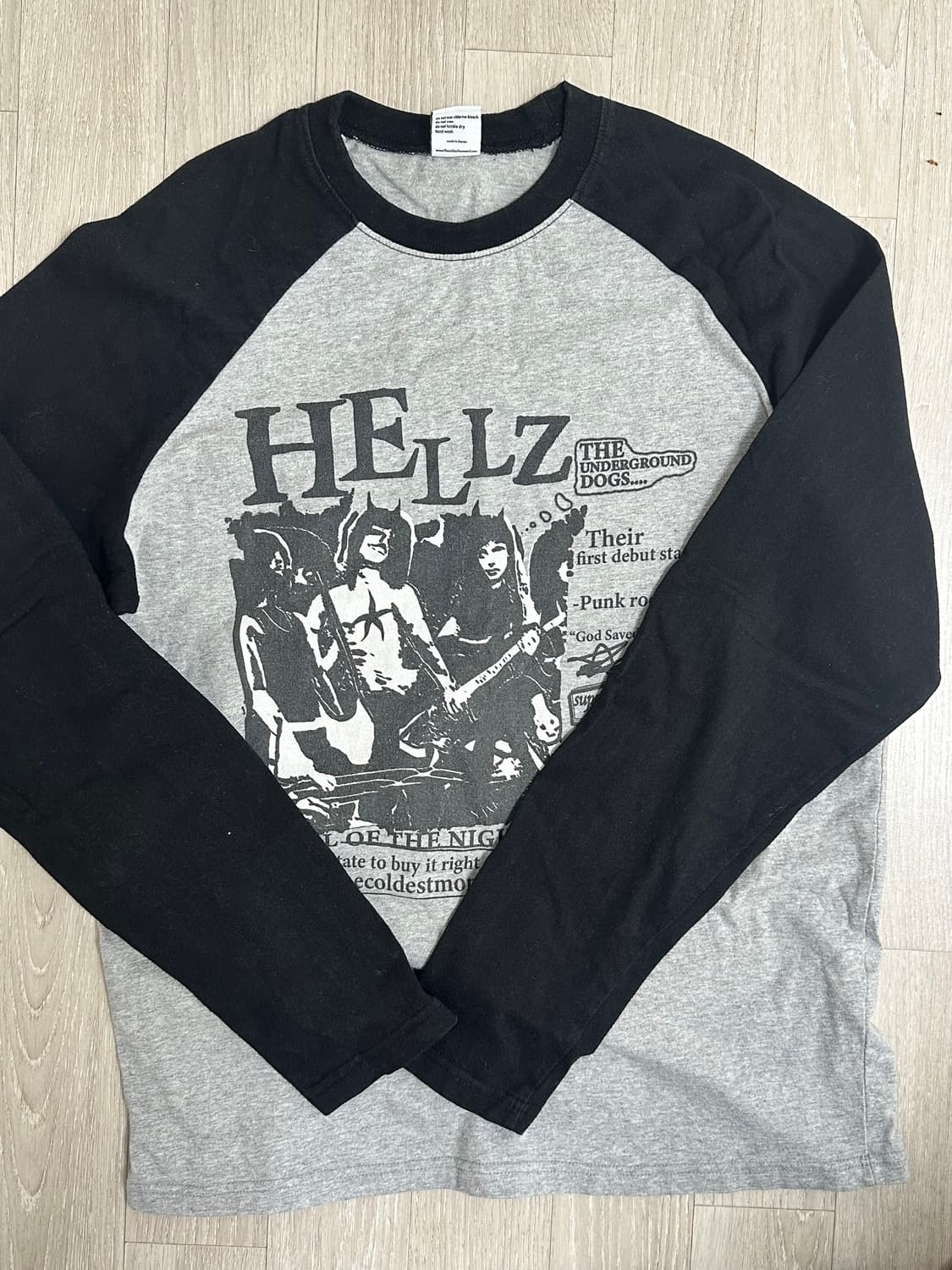 더콜디스트모먼트 롱슬리브 M 상품이미지1