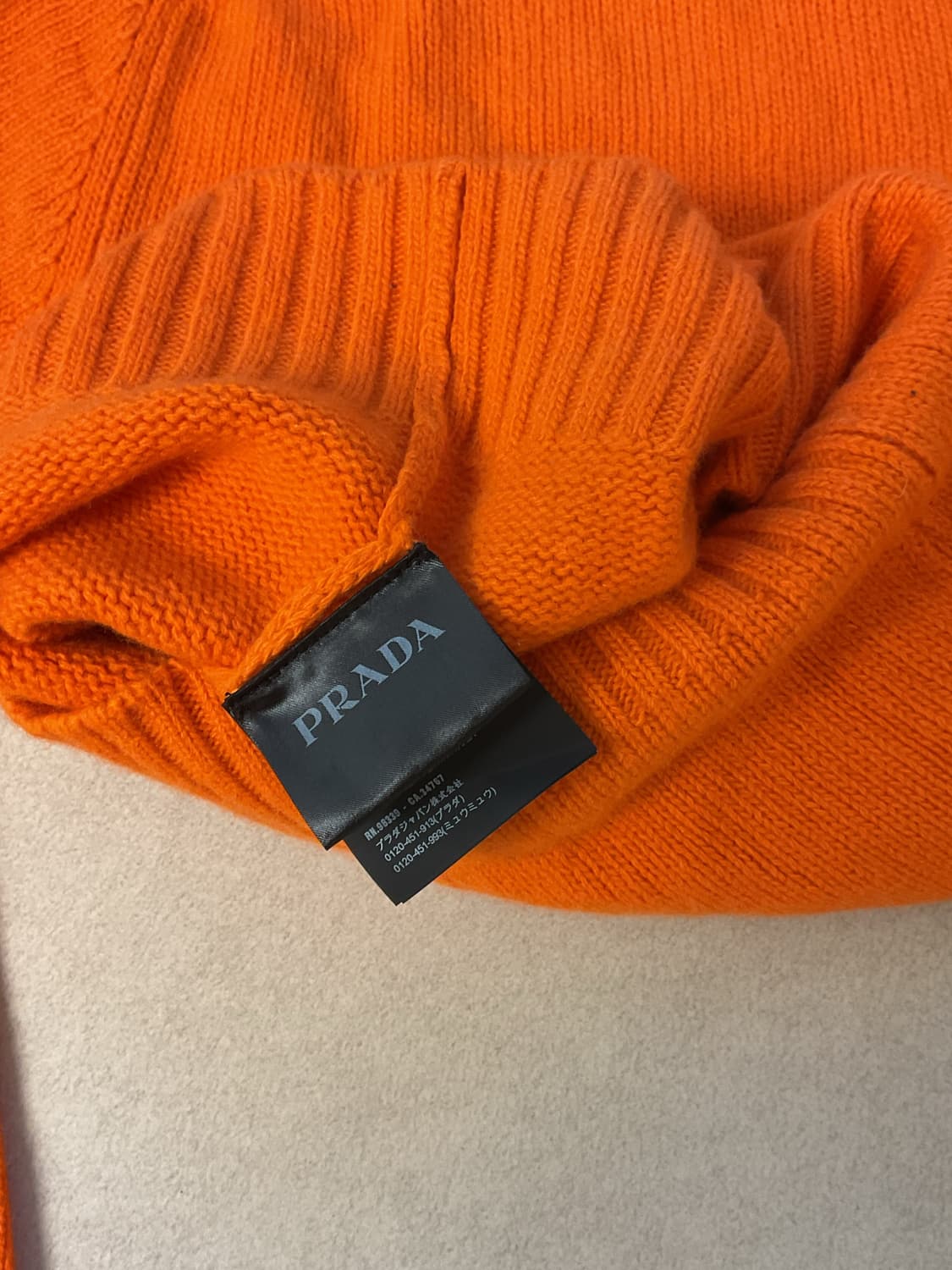 Prada cashmere knit 상품이미지4