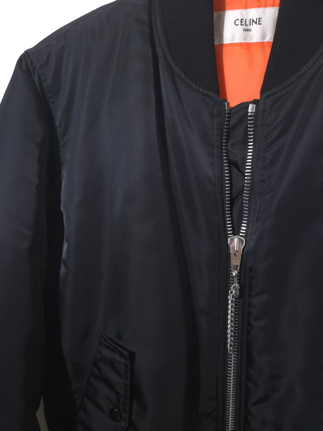 [새상품급] 셀린느 백로고 봄버 다운 자켓 상품이미지4