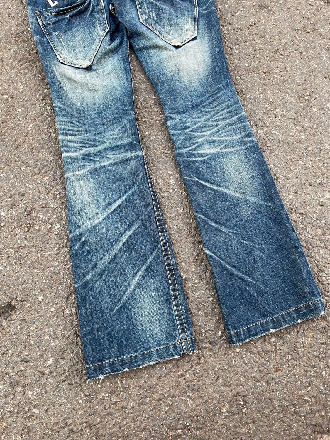 Lolita Queens diss flare jean 상품이미지6
