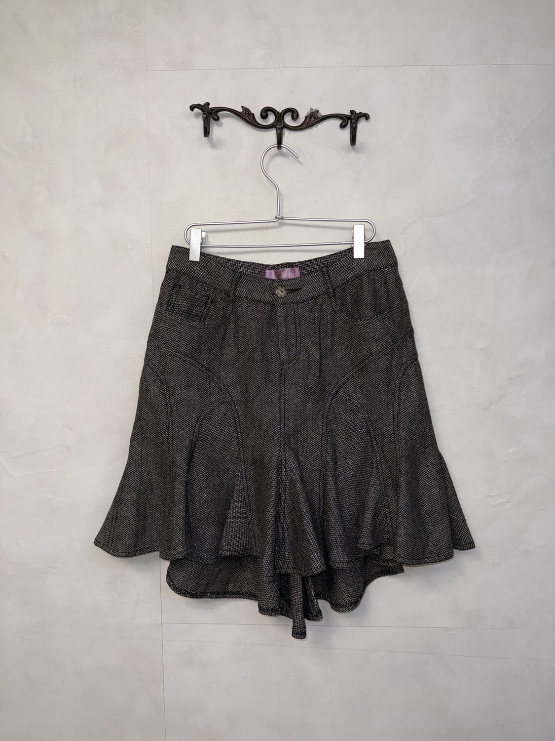 Gray herringbone unbalance ruffle skirt 상품이미지1