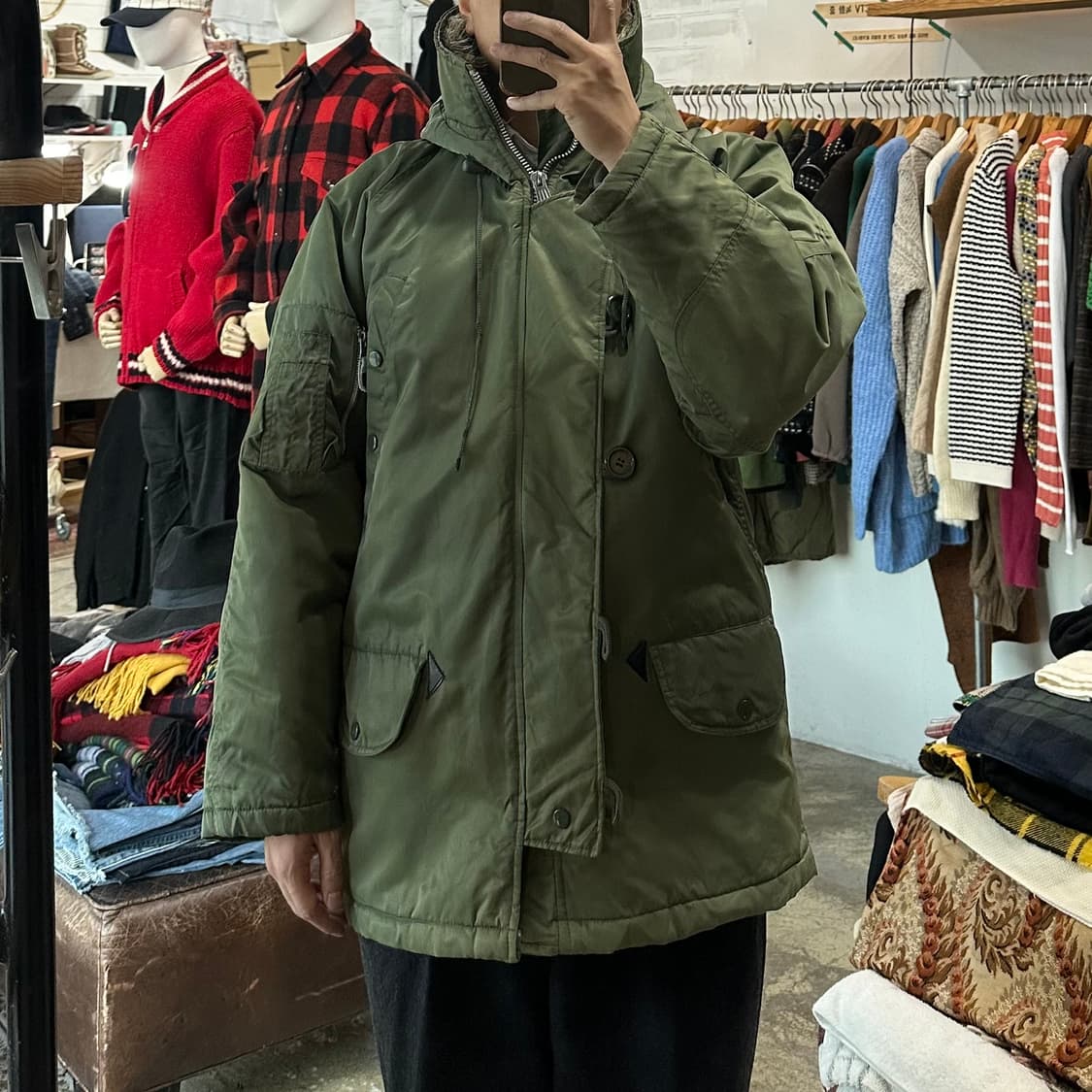 (착용컷) N-3B 점퍼 (남성용 100) 상품이미지3