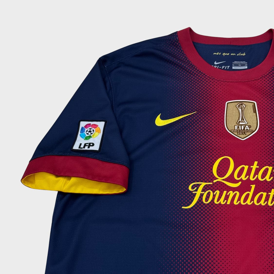 12-13 바르셀로나 홈 No.5 카를레스 푸욜 상품이미지4