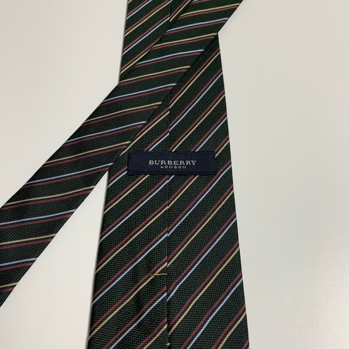 버버리(BURBERRY) 스트라이프 노바체크 명품넥타이 100실크 A+ 상품이미지6