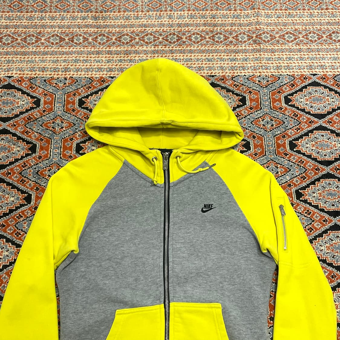 나이키 스몰로고 옐로우 배색 후드집업 여성S 상품이미지2