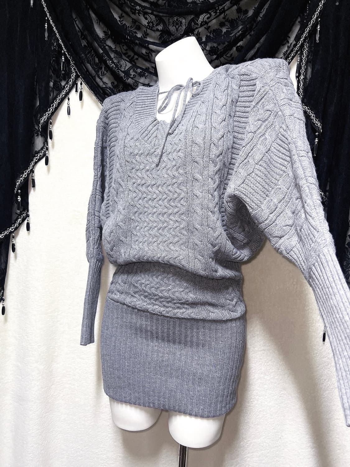 브이넥 꽈배기 니트원피스 오네갸루 로맨틱 로걀 섹시 헤이세이 시부야 핀터 상품이미지5