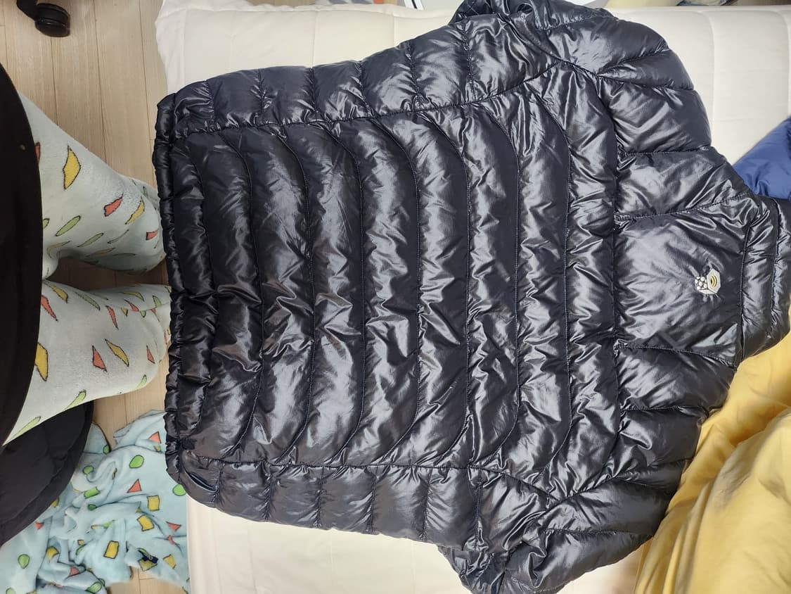 마운틴하드웨어 경량패딩 105-110 상태좋아요 상품이미지2