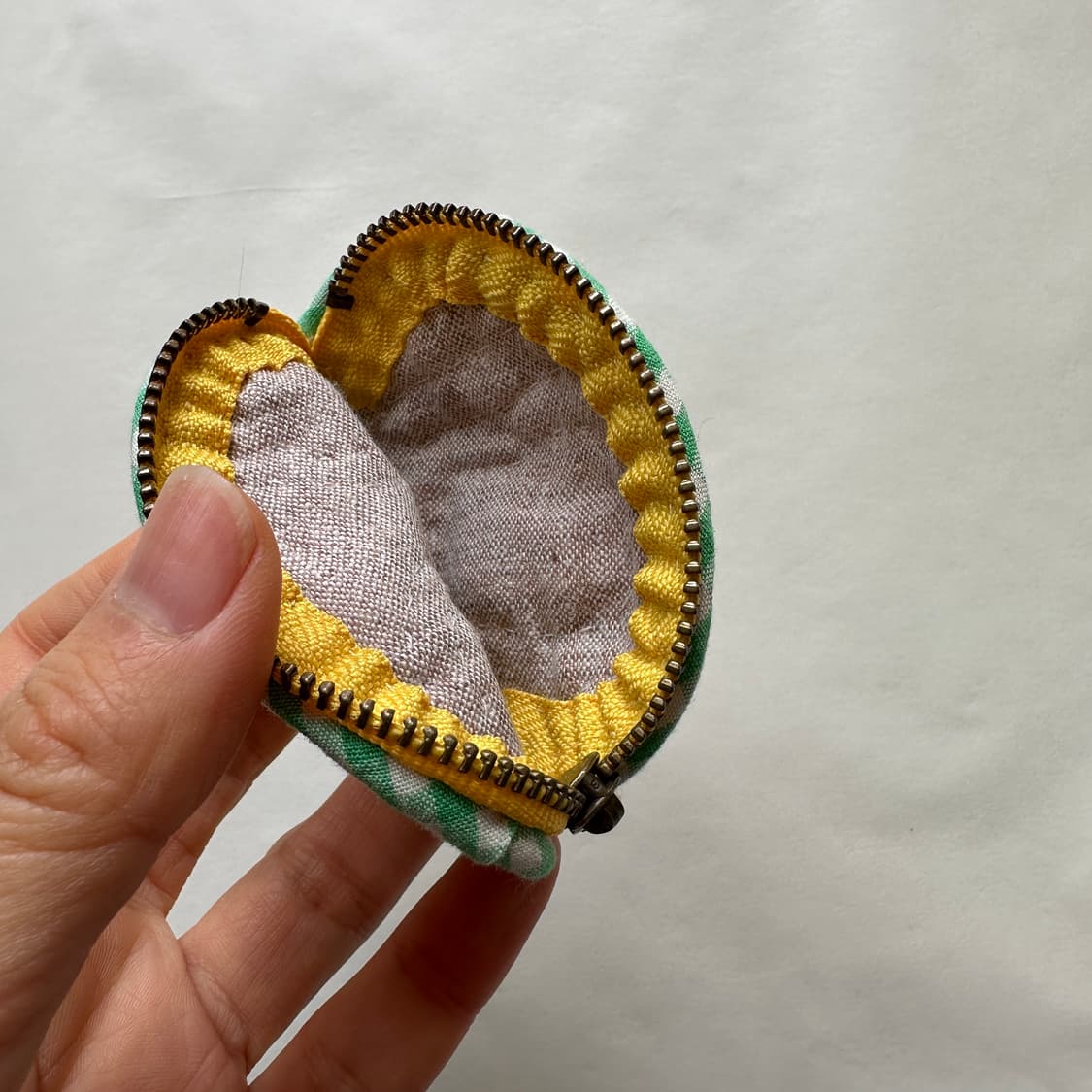 아도 미주모리 원단 에어팟파우치 / 동전지갑 / 키링 상품이미지5