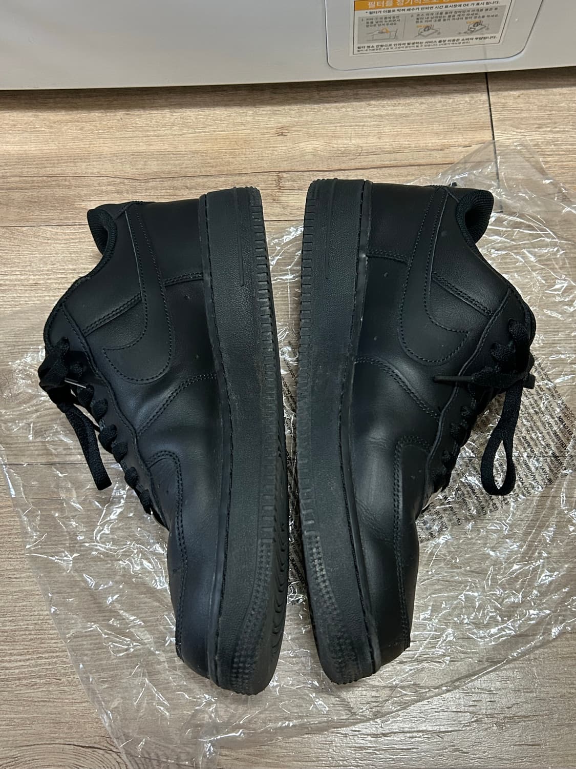 에어포스1 트리플블랙 상품이미지2