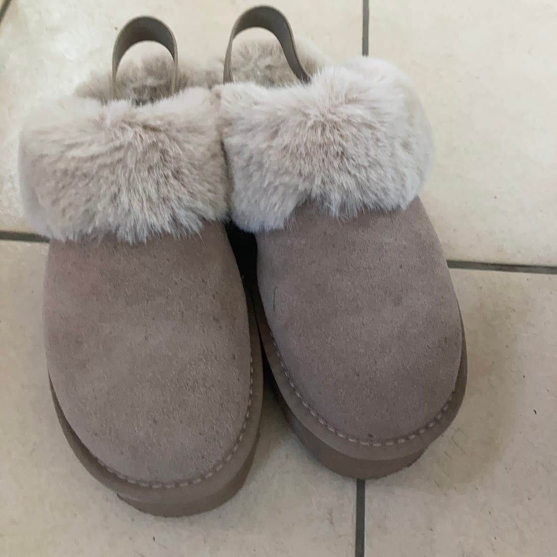 컬러스오브캘리포니아-소가죽 어그 밴드슬리퍼 240 상품이미지5