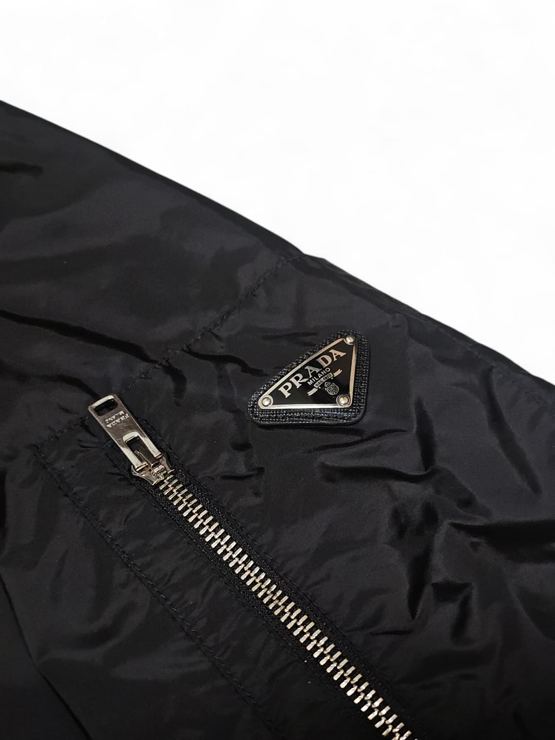 프라다 삼각로고 리나일론 리버서블 자켓 상품이미지3