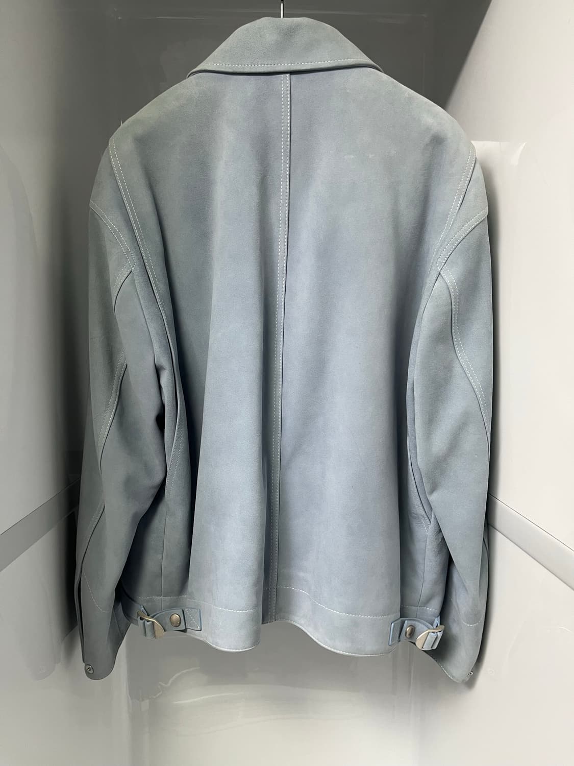 솔리드옴므 25ss 블루 에센셜 레더 스웨이드 자켓 48사이즈 상품이미지2