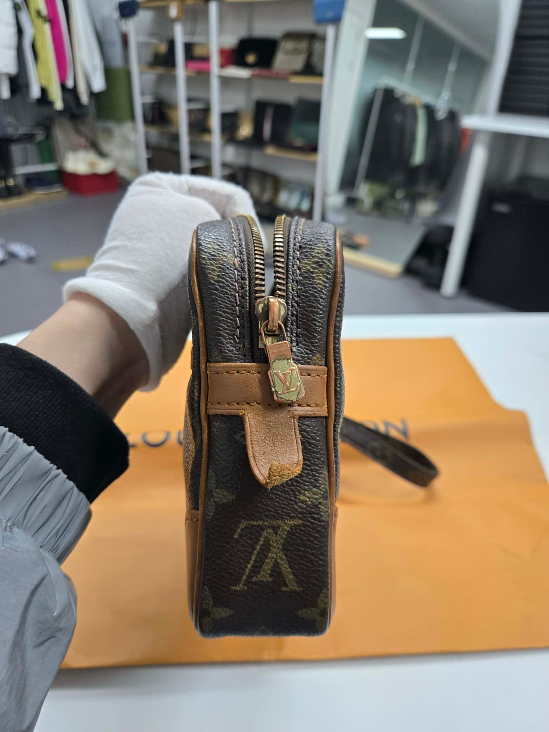 [50%세일] 루이비통 말리 드래곤 파우치백 상품이미지3