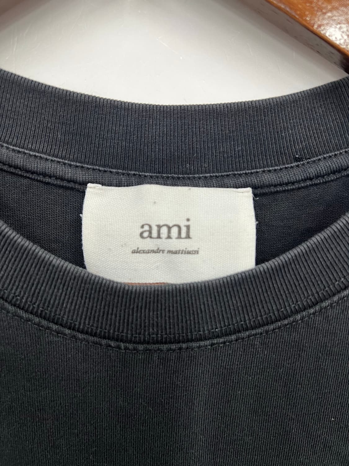 ami 블랙 반팔티 상품이미지2