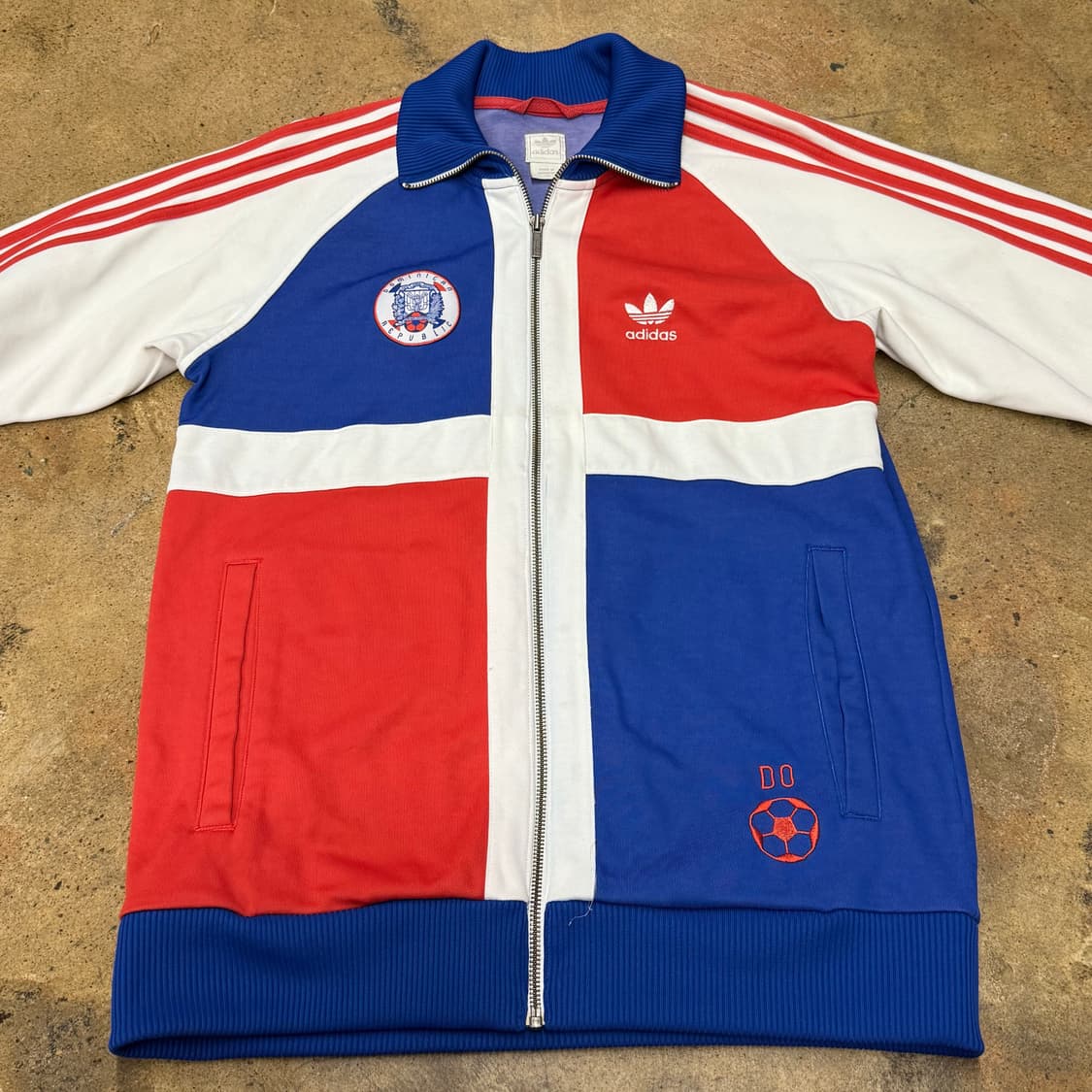 아디다스 도니미카 화이트 레드 블루 배색 트랙탑 져지 100 상품이미지3