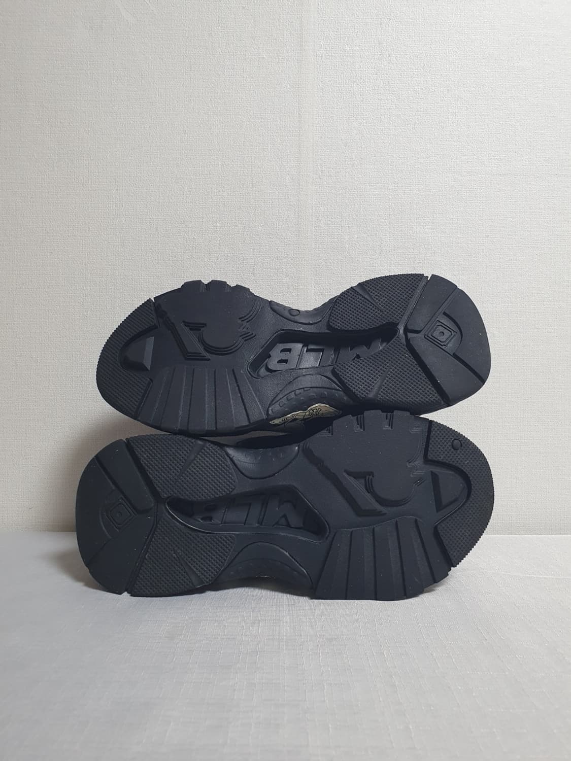 230mm MLB X 디즈니 빅볼청키 미키 뉴욕양키스 어글리슈즈 상품이미지7