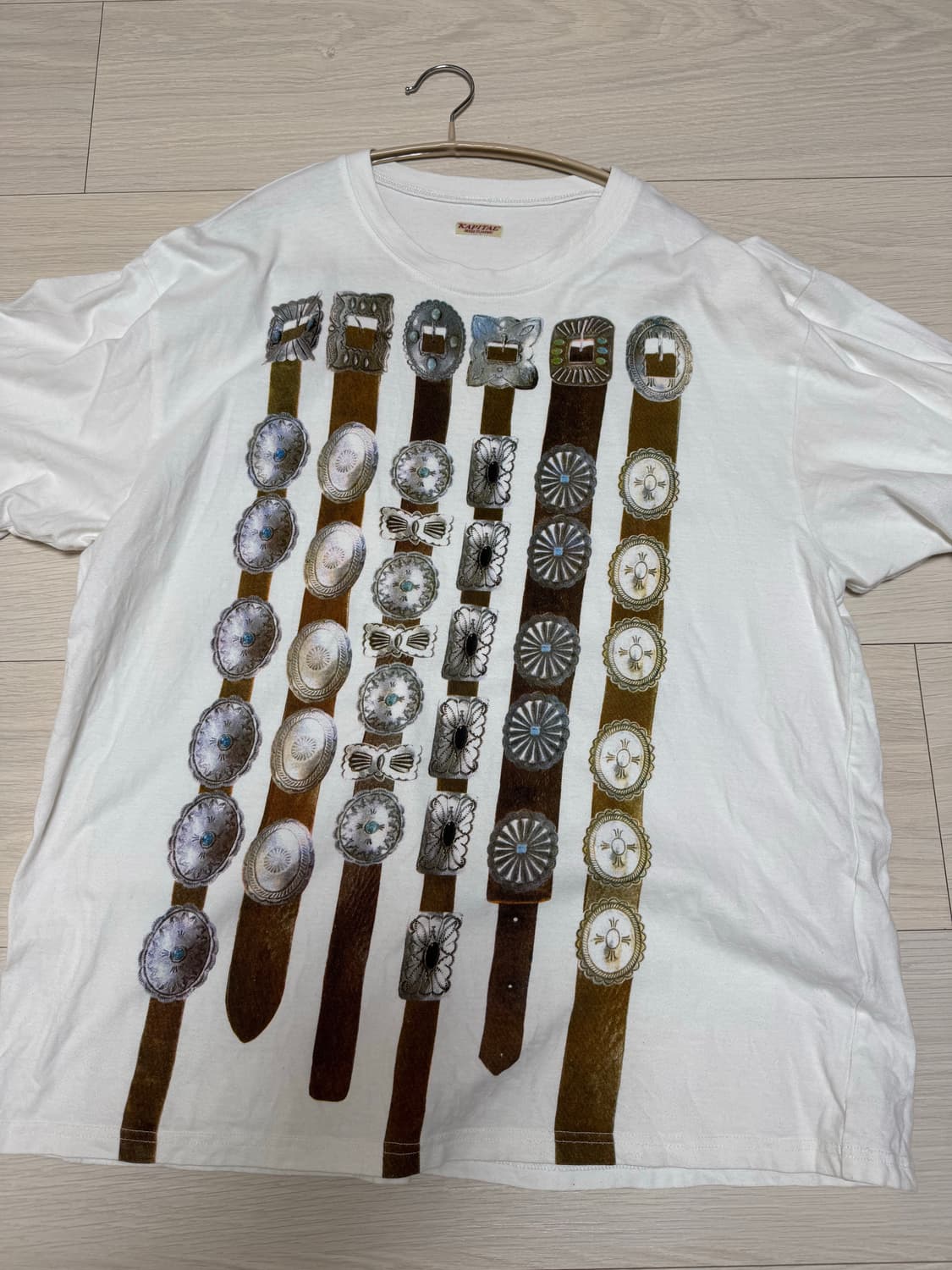 [XL] 캐피탈 크루 콘초 반팔티 상품이미지1