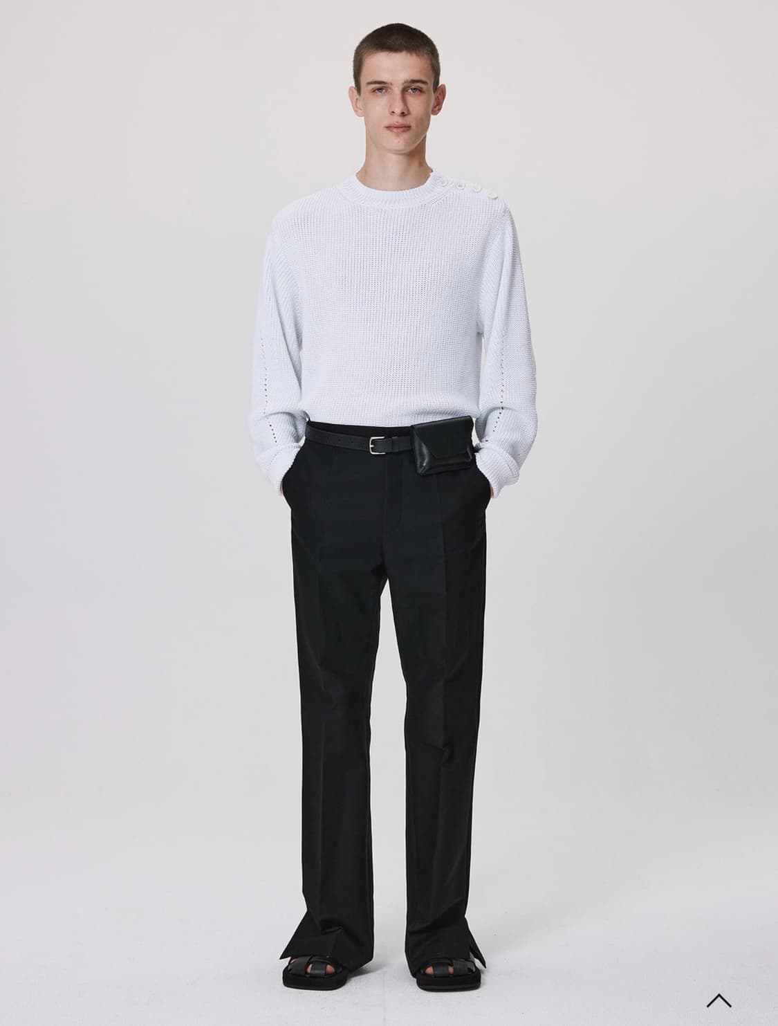 렉토 버튼 디테일 니트 상품이미지1