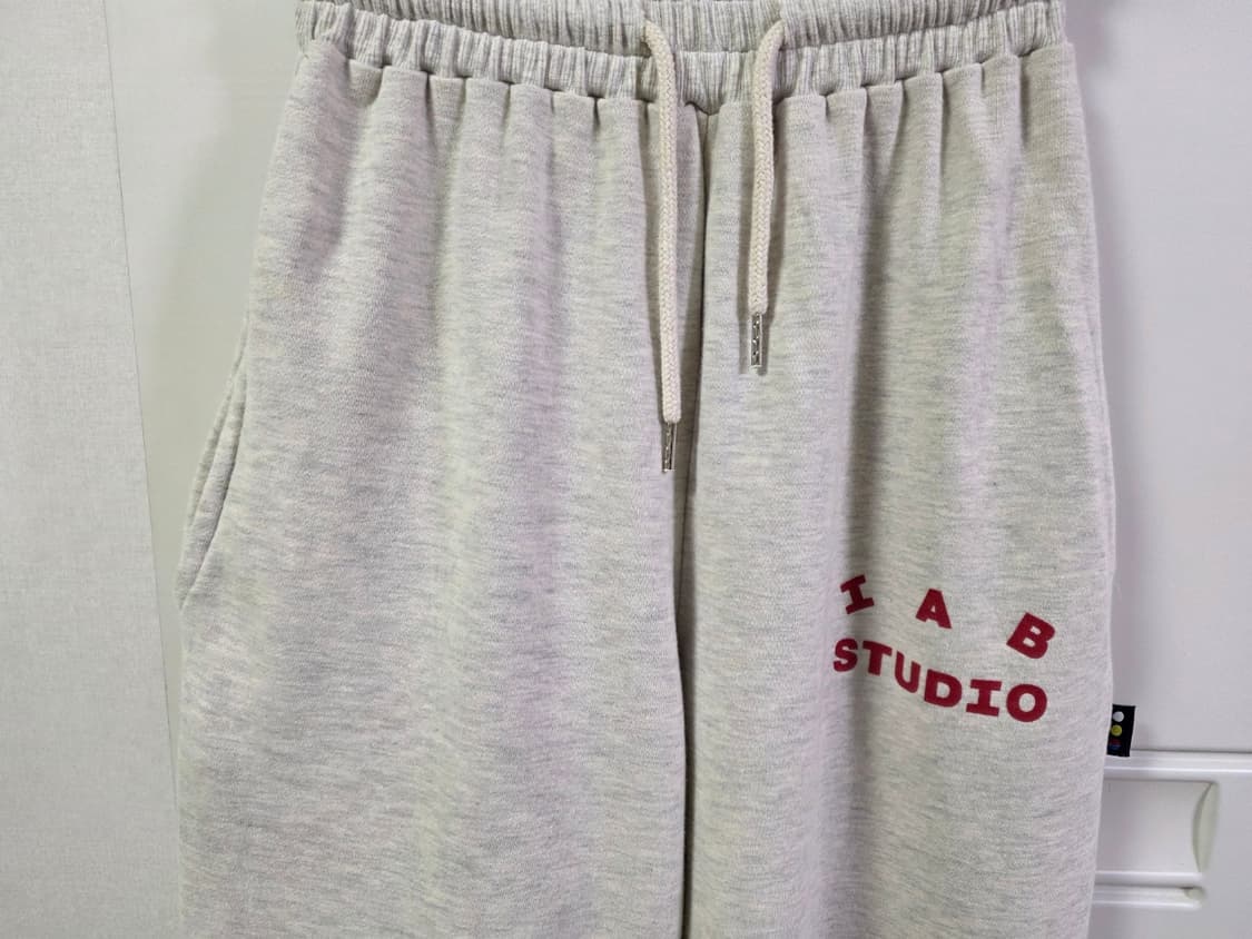 아이앱 스튜디오 오트밀 버건디 스웨트 후드티 스웻팬츠 세트 XL

 상품이미지9