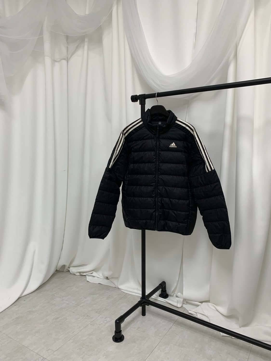 아디다스 삼선 경량패딩 상품이미지2