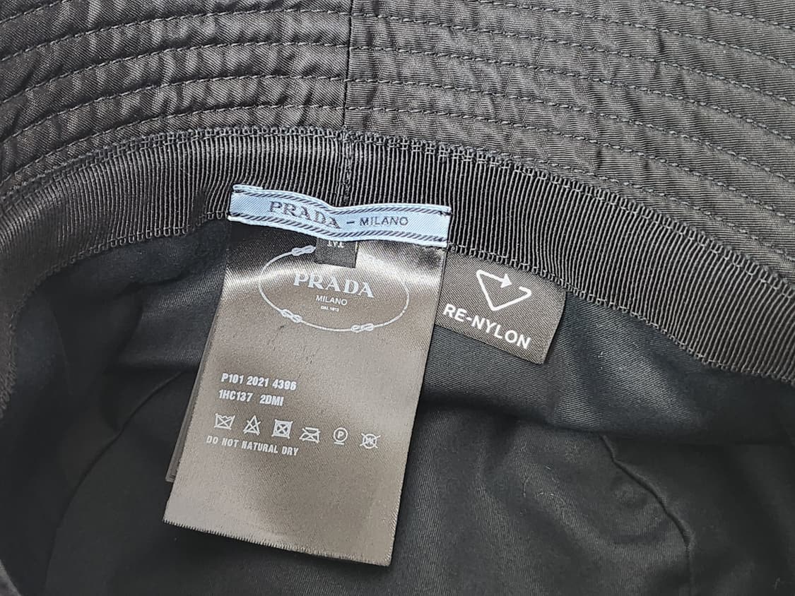 프라다 리나일론 버킷햇 상품이미지5