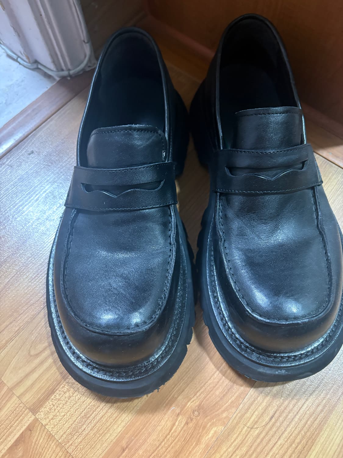 dnsr 맘모스 홀스레더 로퍼 블랙 280 상품이미지1