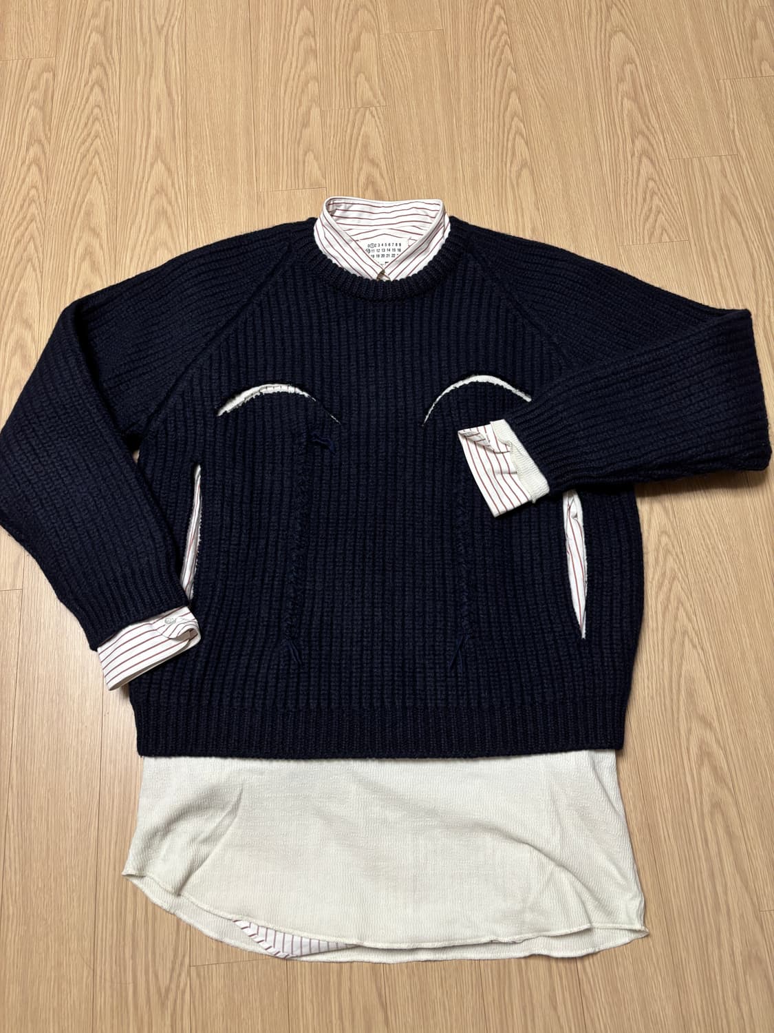 마르지엘라 네이비 3-piece 레이어드 니트 상품이미지2