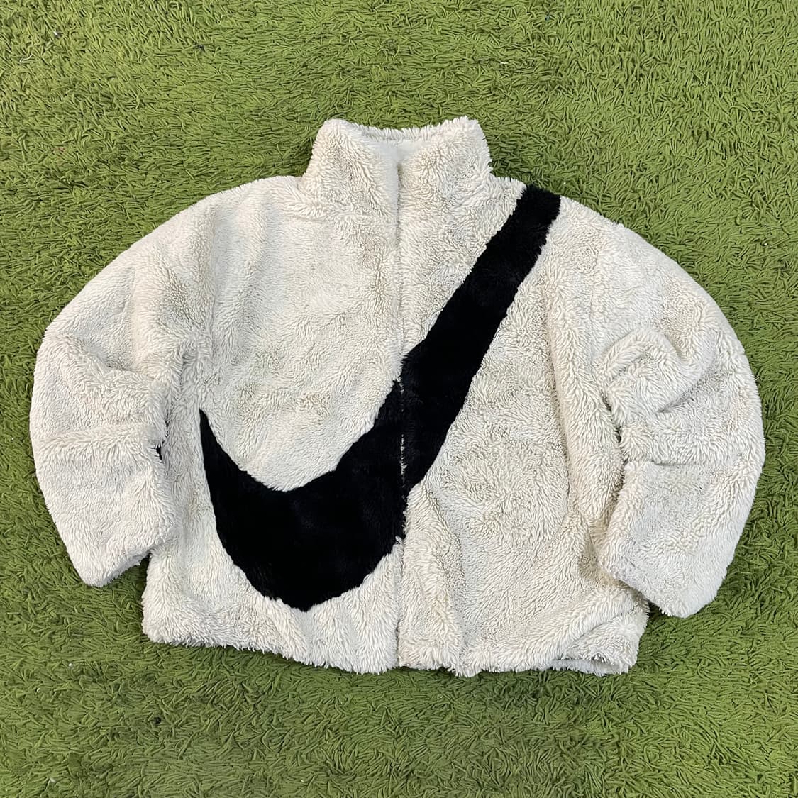 나이키 빅스우시 퍼 자켓 상품이미지1