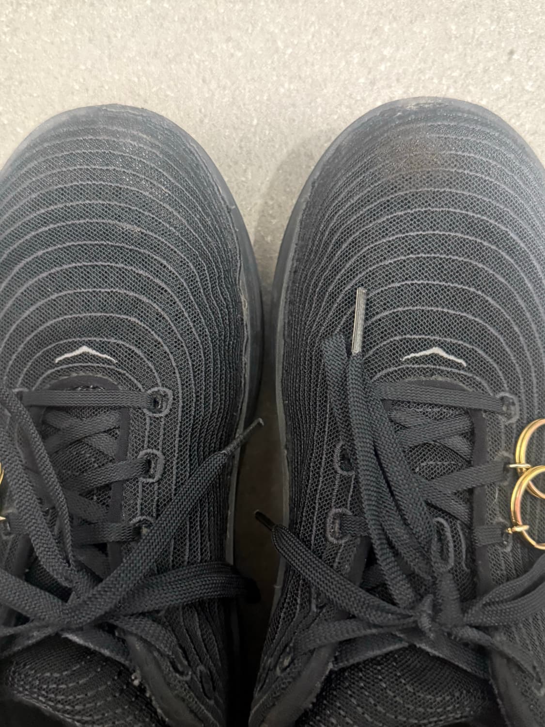 호카 꼼데가르송 상품이미지2