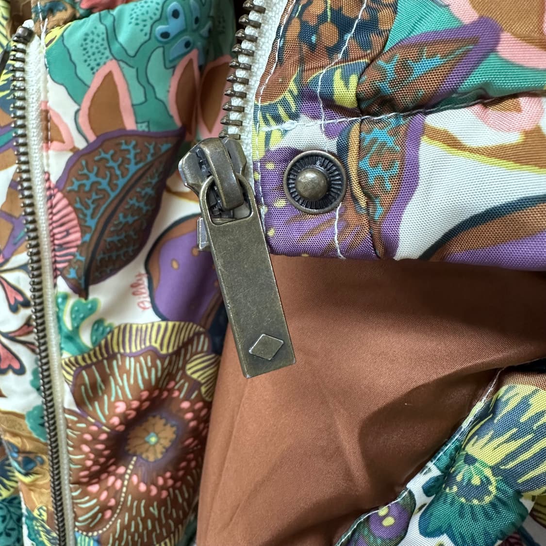 oilily 오일릴리 패턴 덕다운 패딩 점퍼 (토끼털) 정품 J25 상품이미지9