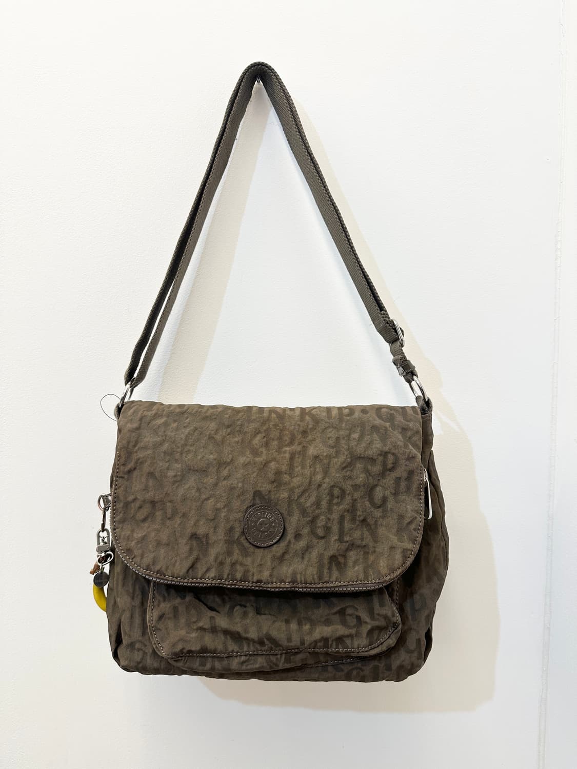 키플링 카키 브라운 숄더 크로스백 미디엄 상품이미지1