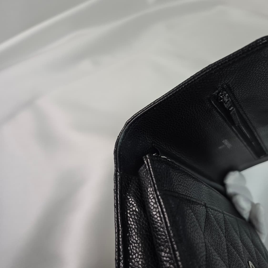 샤넬 클래식 woc 케비어 블랙 은장 상품이미지8