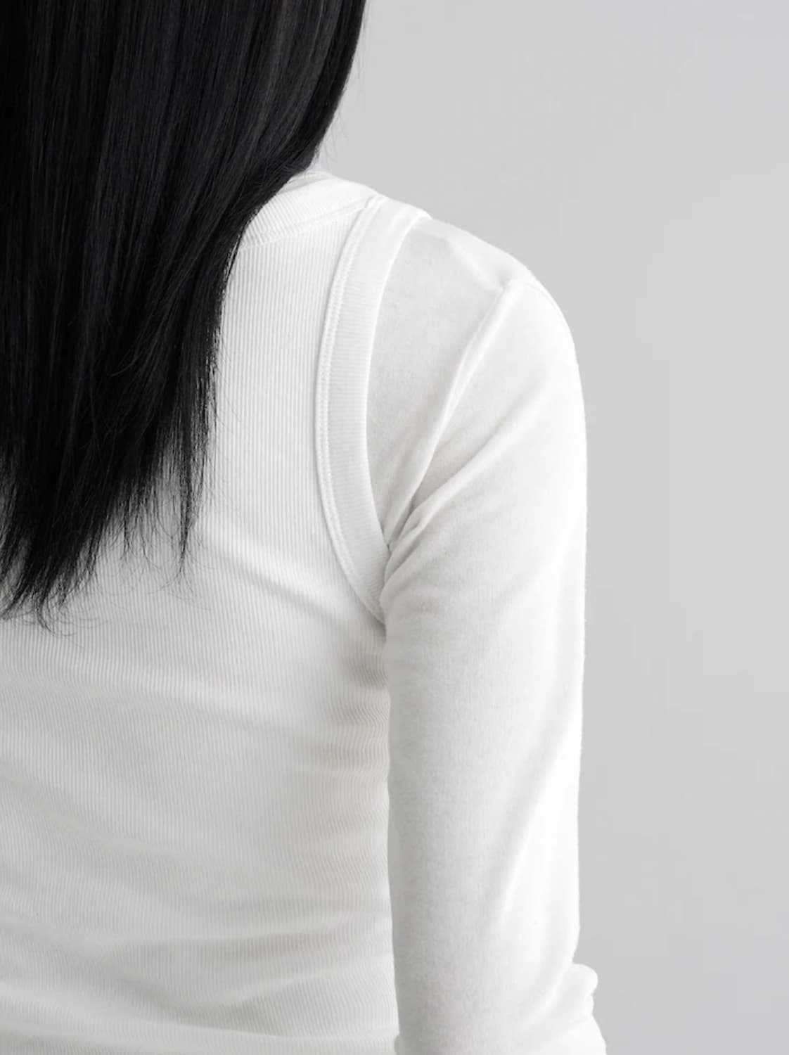 에잇세컨즈 S사이즈 베이직 탱크탑 화이트 기본나시 라운드넥나시 무신사 상품이미지4