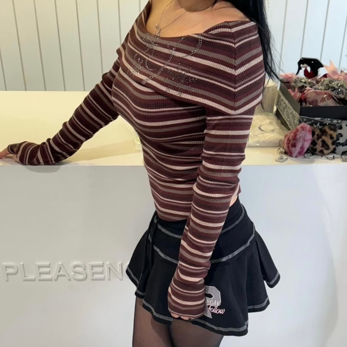 플리즈노팔로우 Zemma Crystal Off-Shoulder 버건디 상품이미지3