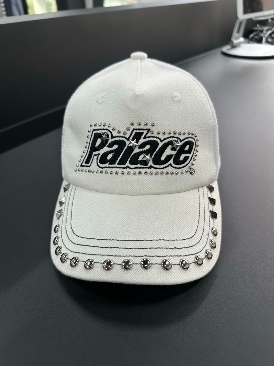 팔라스 22SS 스터드 데님 드러커 캡 화이트 상품이미지5