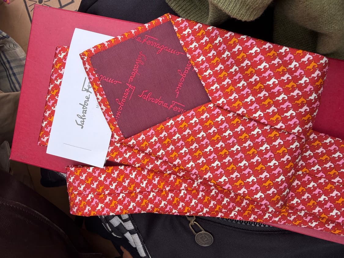 페라가모 실크 넥타이  상품이미지2