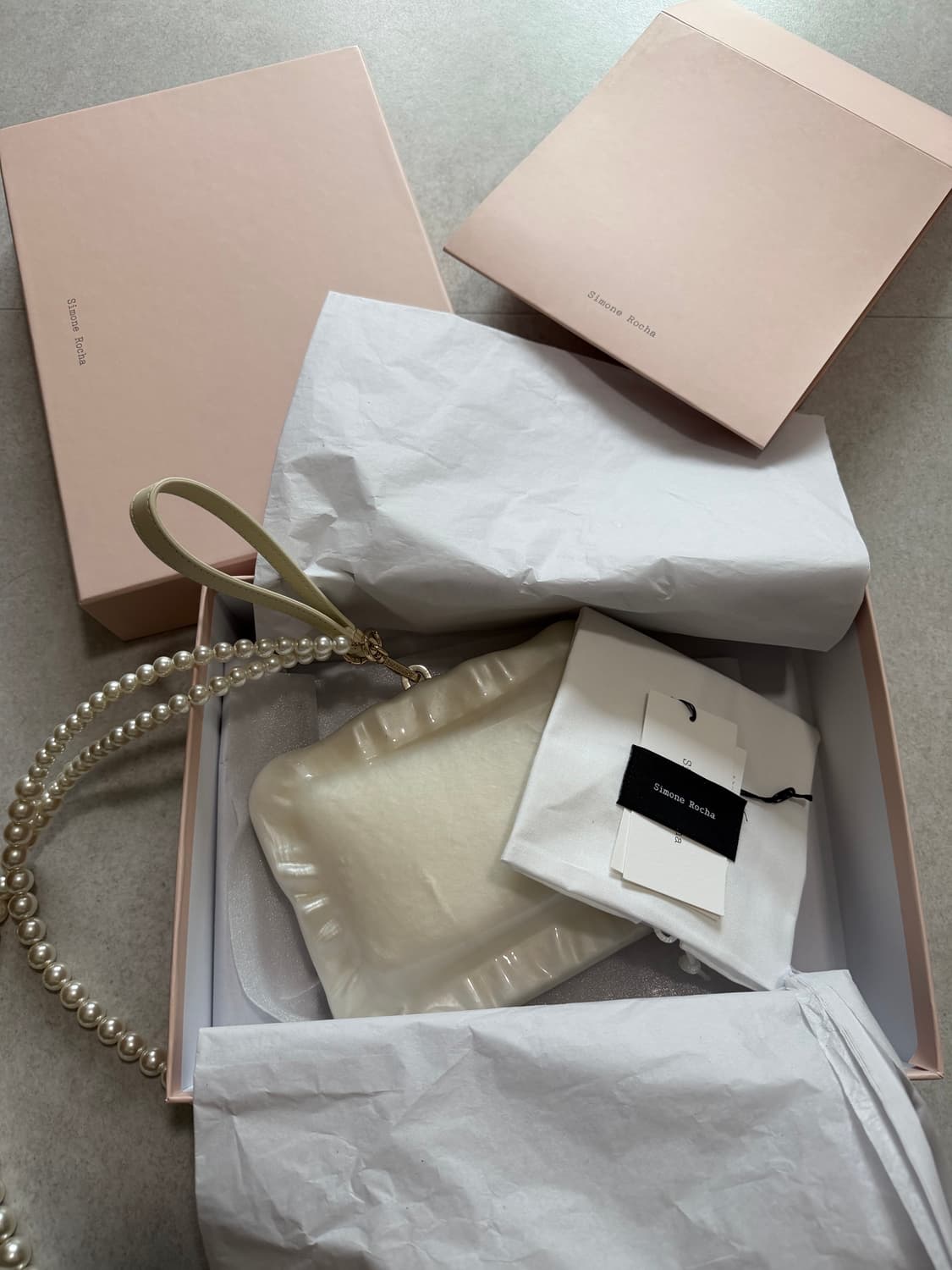 시몬로샤 펄 베개 커버 클러치 크로스 스트랩 상품이미지2