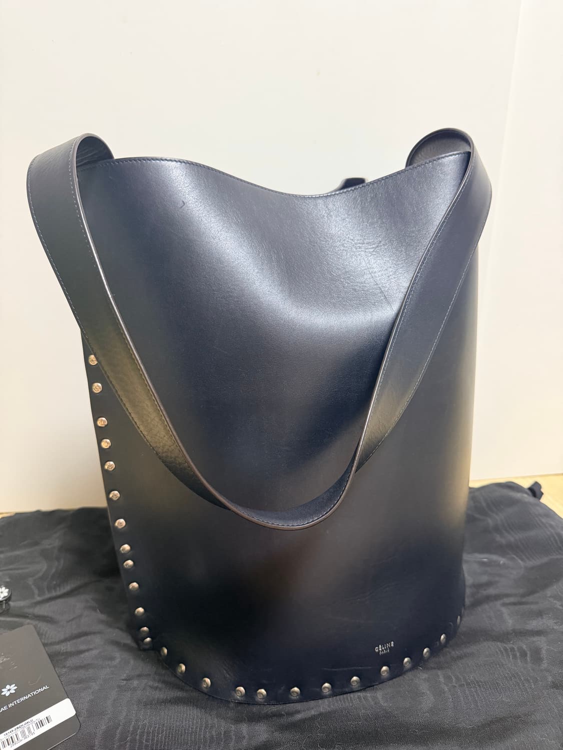 Old Celine 정품 라지 버킷백 올드 셀린느 피비파일로 스터드 백 상품이미지2