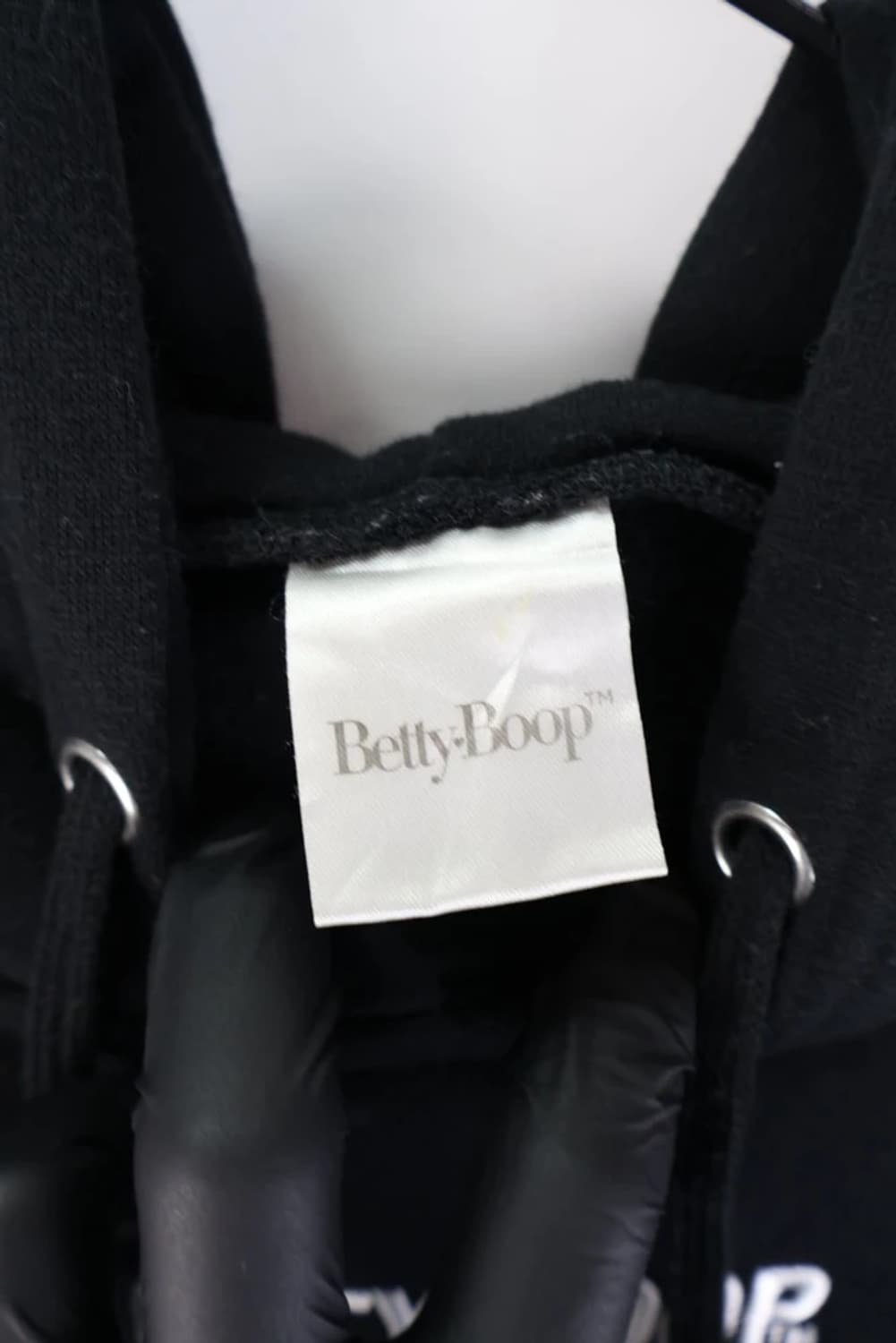 베티붑 블랙 후드티 상품이미지6