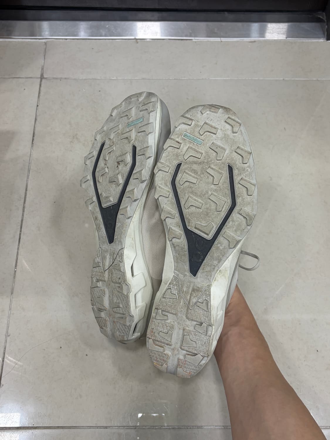 On x paf 클라우드벤처 피크 상품이미지7