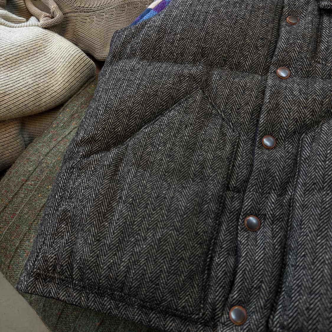 맨즈 비기 BY 타케오키쿠치 헤링본 패턴 리버서블 베스트  상품이미지2