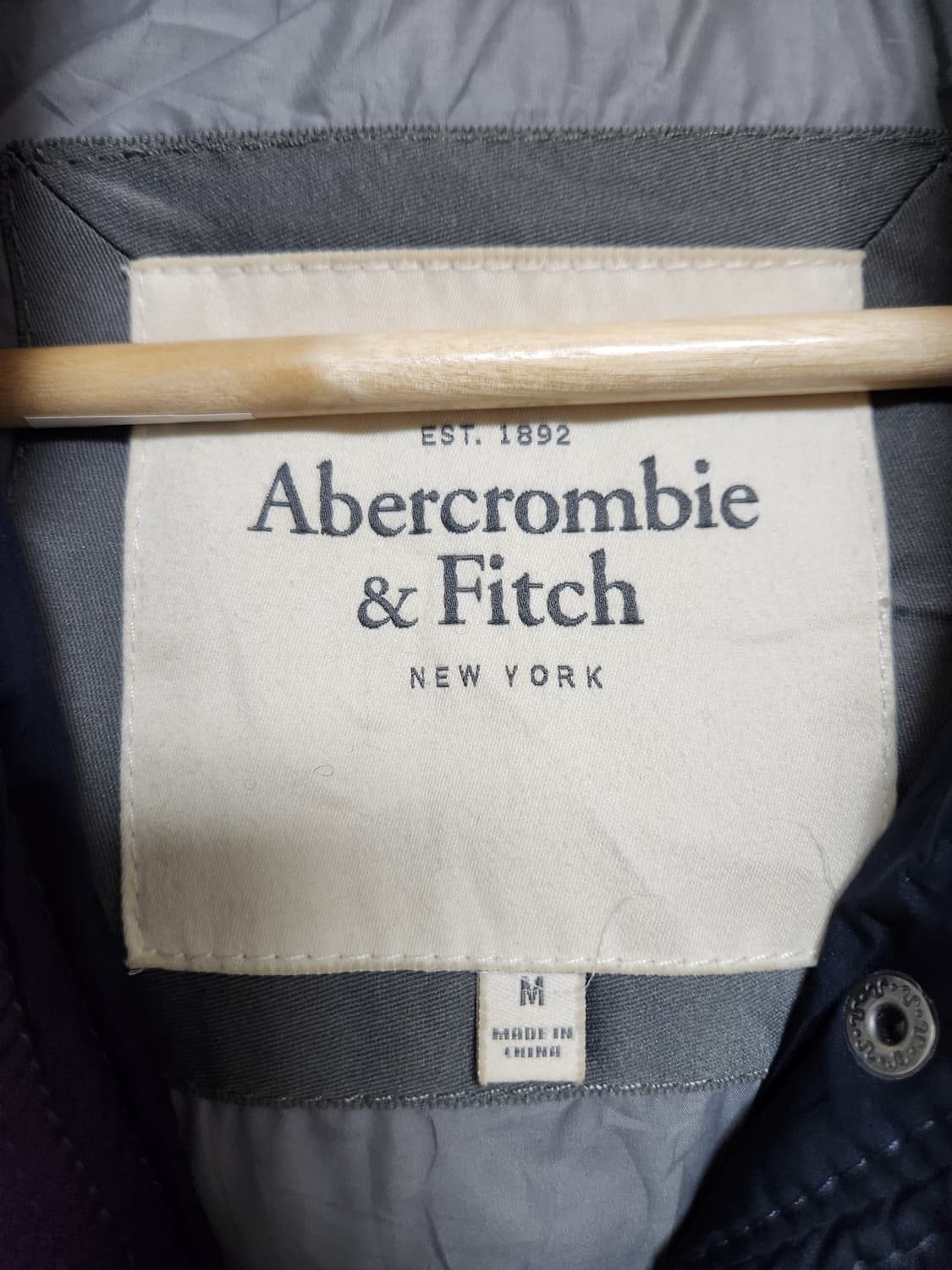 아베크롬비 다운 패딩 베스트 M - J43 상품이미지4