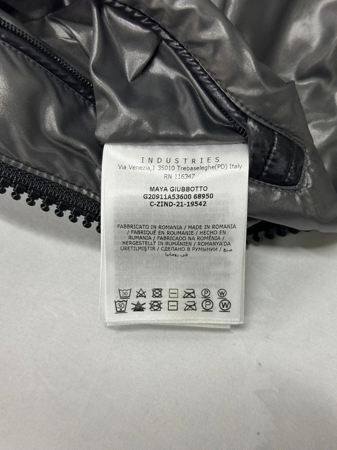 몽클레어 마야 패딩 6사이즈
 상품이미지8